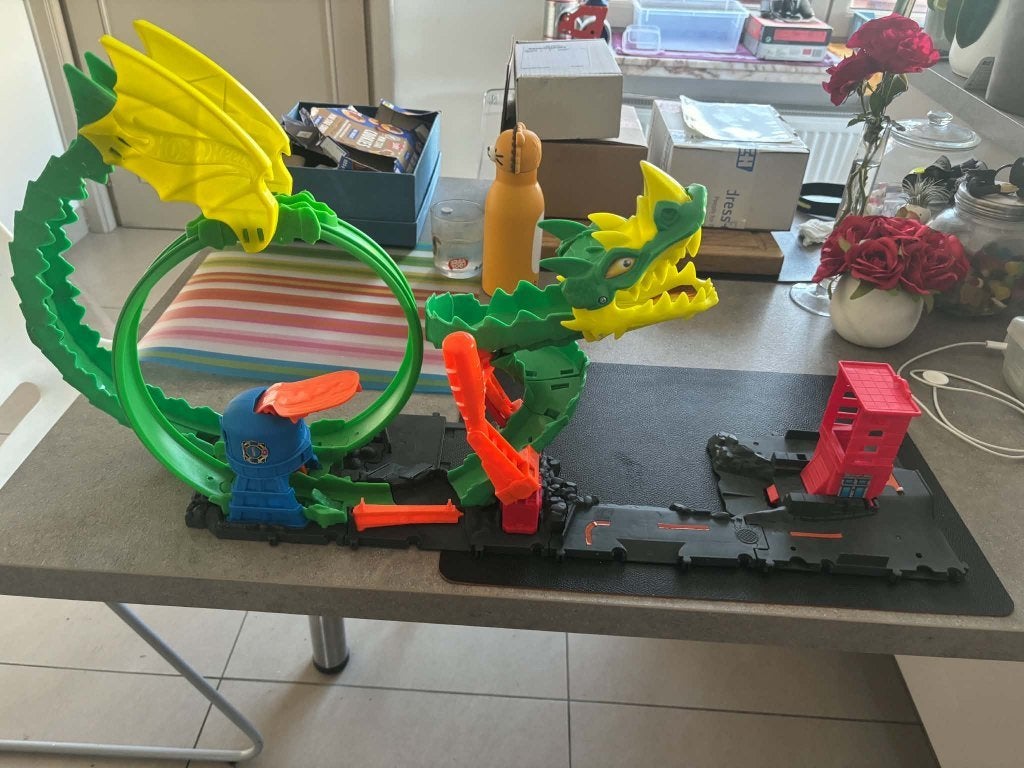 Hot Wheels City - Dragon Drive Firefight, Enlèvement ou Envoi, Hot Wheels, Manuelle, Avec looping