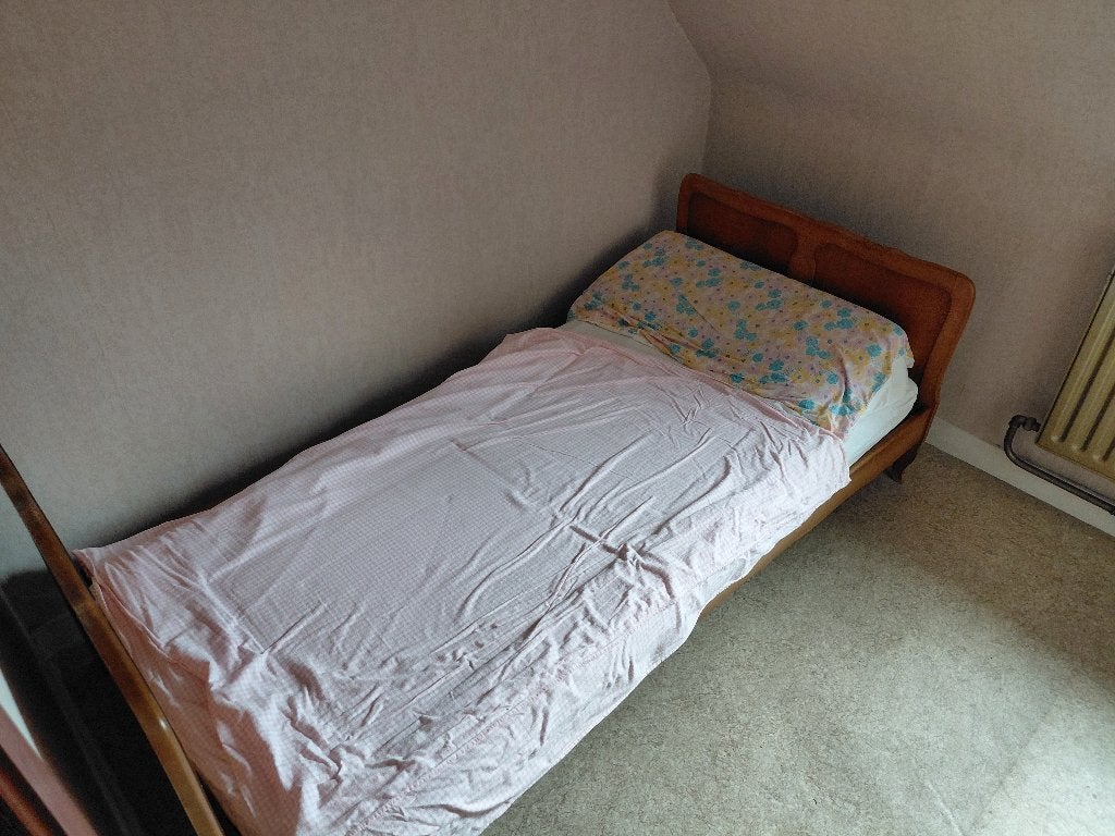 1 persoonsbed ( incl matras), Ophalen, Gebruikt, 90 cm, Eenpersoons