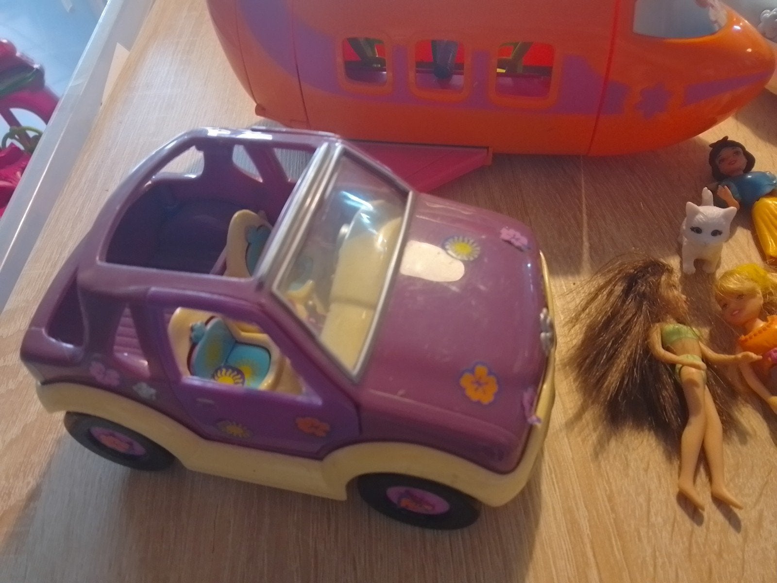 Polly pocket fashion met 5 voertuigen en 8 popjes, Ophalen of Verzenden