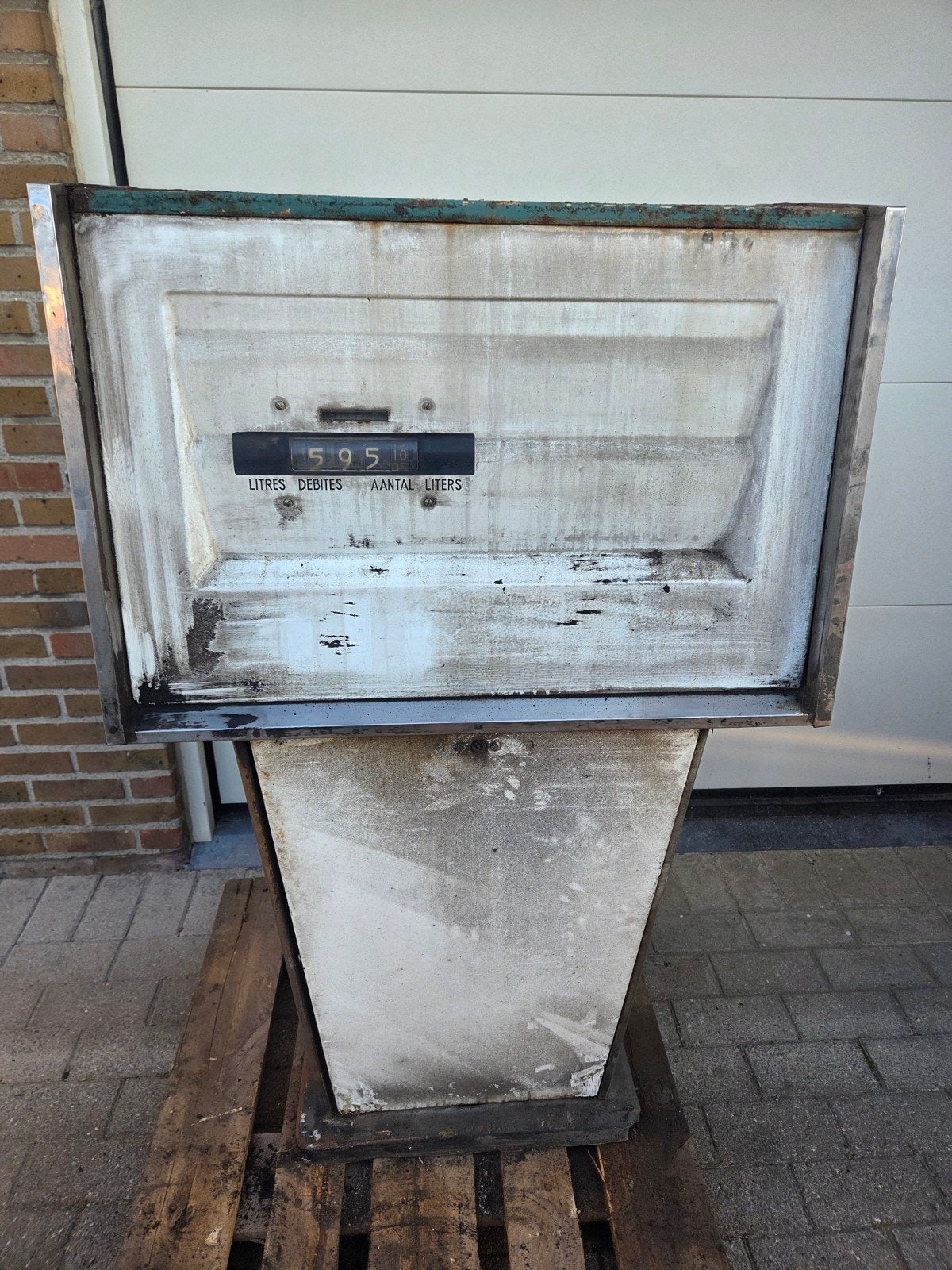 Tokheim benzinepomp, Enlèvement