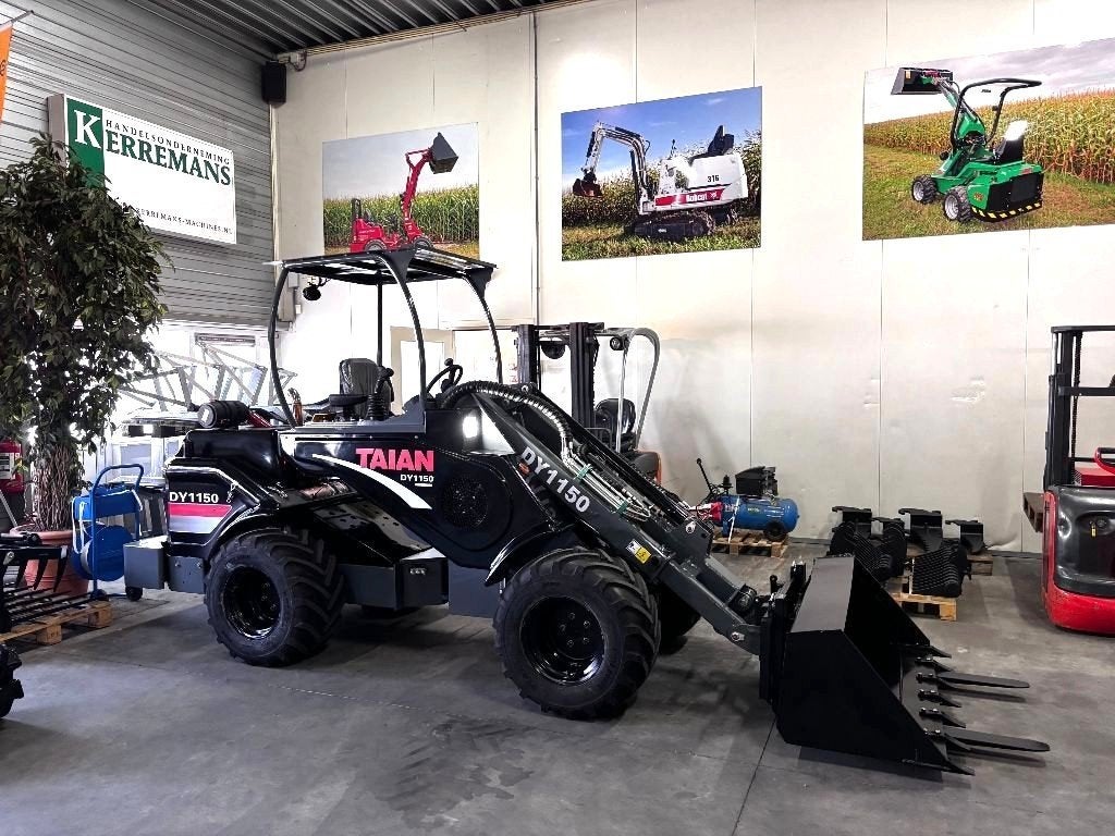 Dikke TAIAN DY1150 kniklader, 4 cil. YANMAR, Telescoopgiek., Ophalen, Wiellader of Shovel