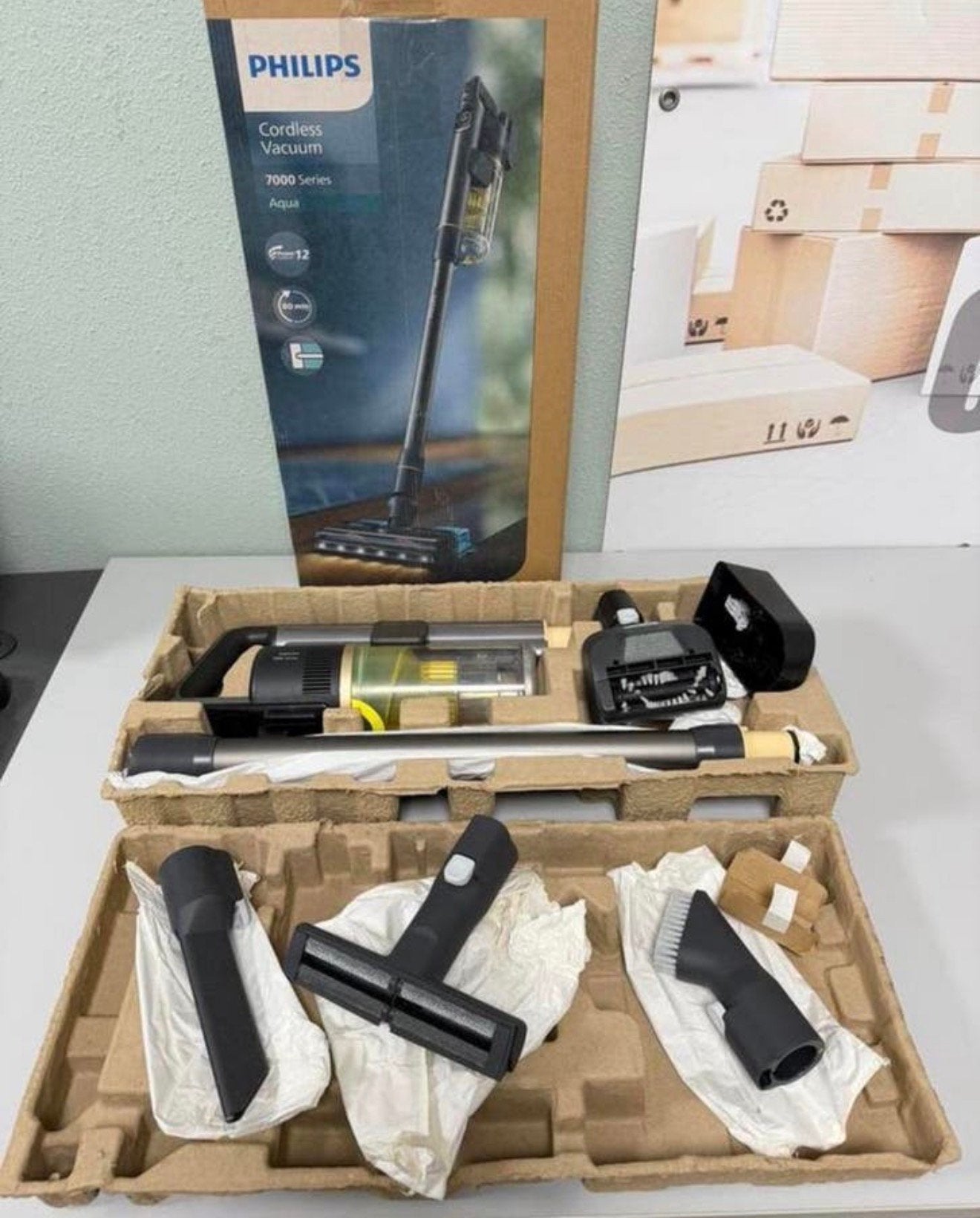 PIÈCES DÉTACHÉES L'ASPIRATEUR VRAC Philips 7000 Aqua XC7057, Maison & Meubles, Produits de nettoyage, Enlèvement ou Envoi