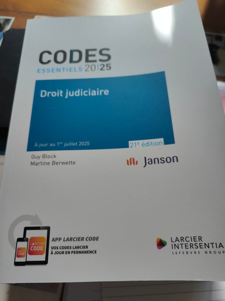 Code judiciaire Larcier neuf, Ophalen of Verzenden
