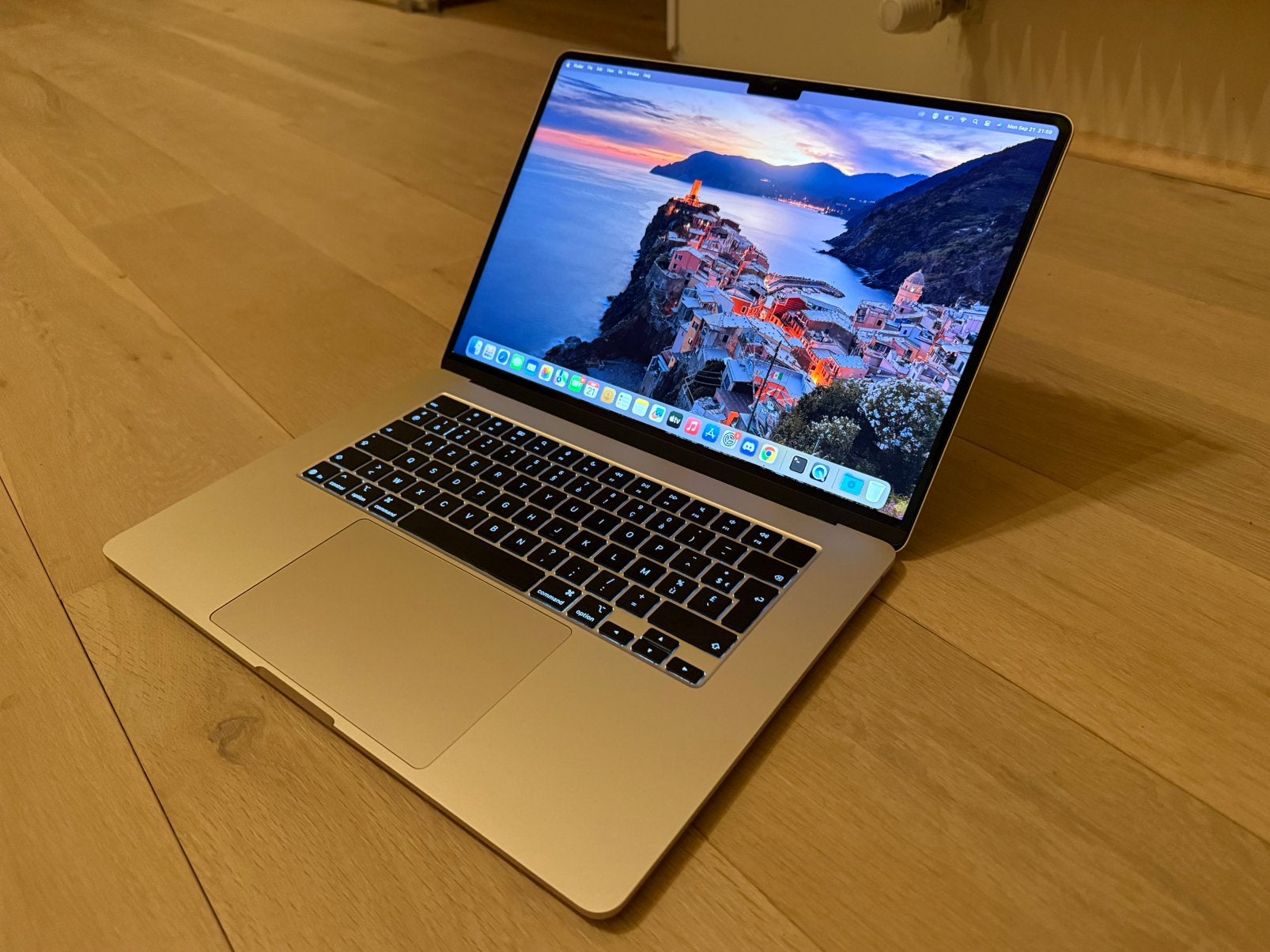 Macbook air M4, Computers en Software, Ophalen, Zo goed als nieuw, MacBook