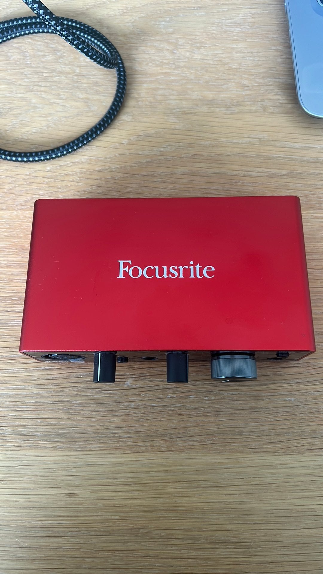 Focusrite scarlett solos 3 e generatie + deleyCON 2 m jack, Ophalen of Verzenden, Nieuw