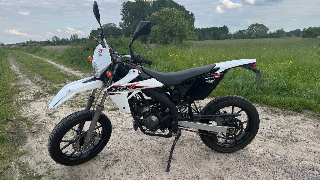 Rieju MRT50 SM - classe B, Fietsen en Brommers, Brommers | Derbi, Ophalen, 6 versnellingen, Gebruikt, Klasse B (45 km/u)
