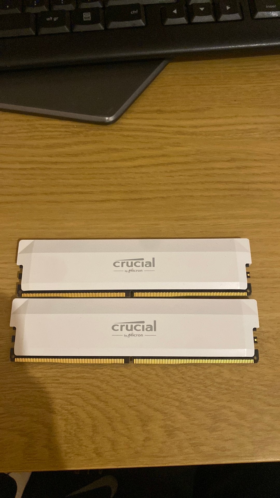Ram ddr5 6400mhz crucial pro 2x16go, Computers en Software, RAM geheugen, Ophalen of Verzenden, Zo goed als nieuw, DDR5