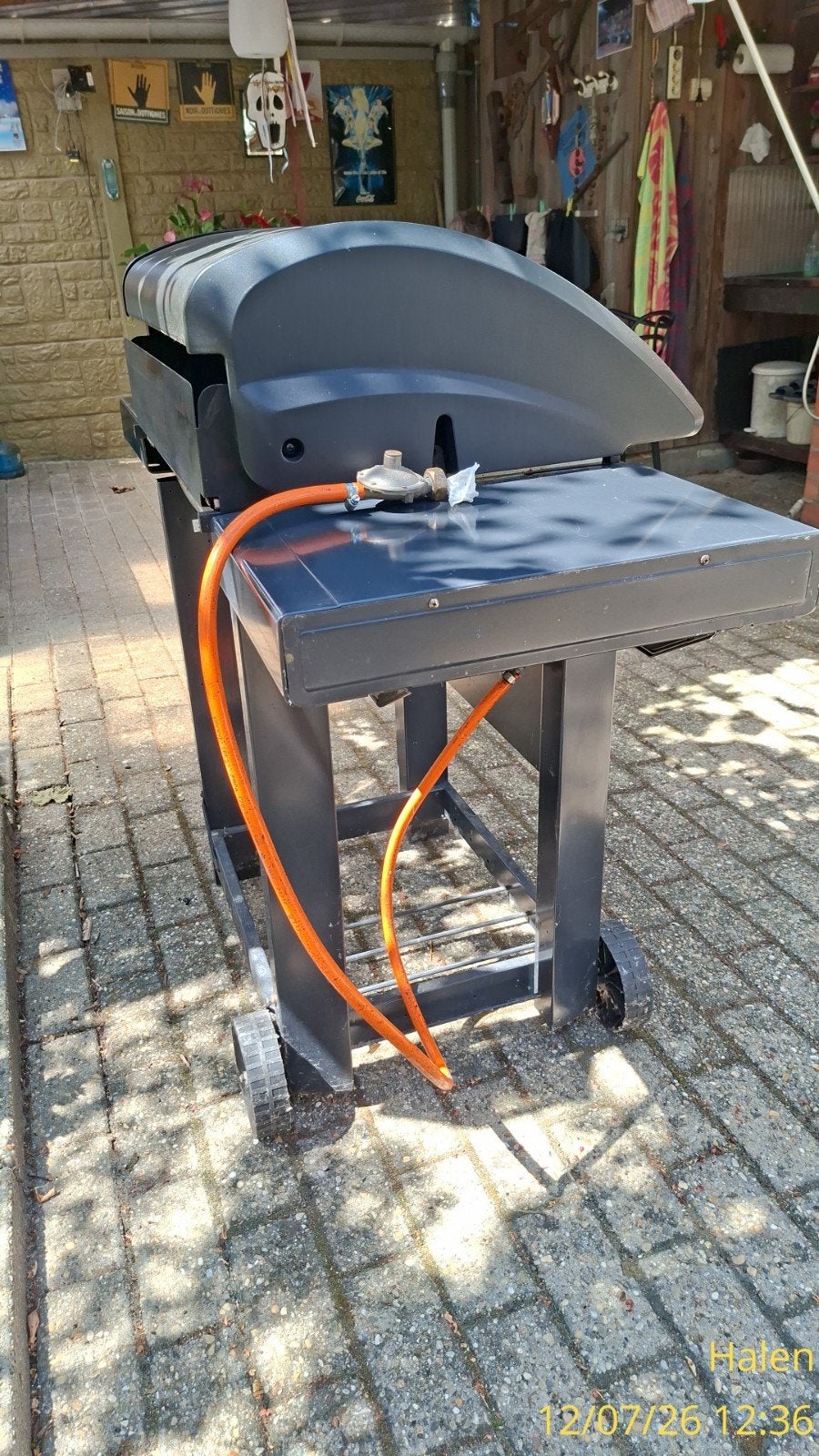 Gas BGQ met 3 branders en 2 bakplaten en smoker., Ophalen
