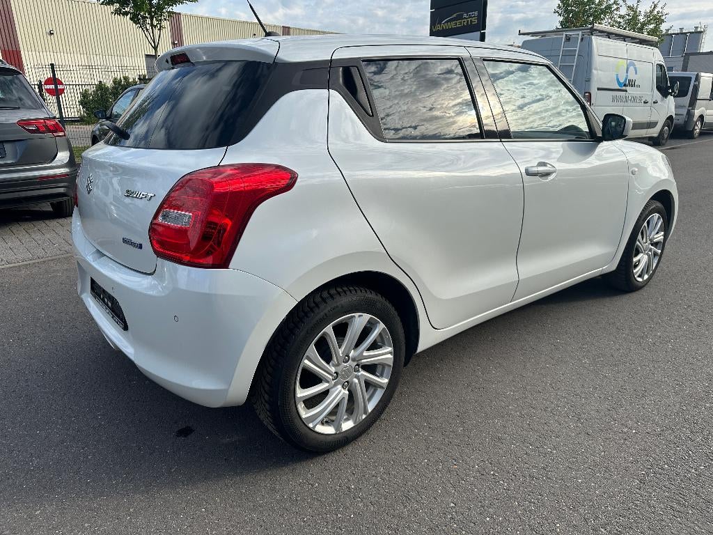 Suzuki Swift, 1.2 benzine, hybride, CARPLAY-ANDROID/ CAMERA, Voorwielaandrijving, Stof, Euro 6, 4 cilinders