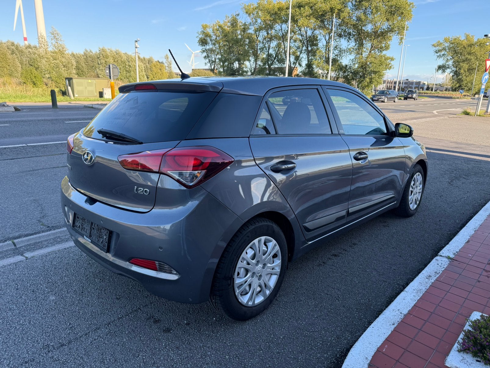 Hyundai i20 1.2 Benzine Automaat, Auto's, Dealer onderhouden, Stof, https://public.car-pass.be/vhr/123456789, Bedrijf