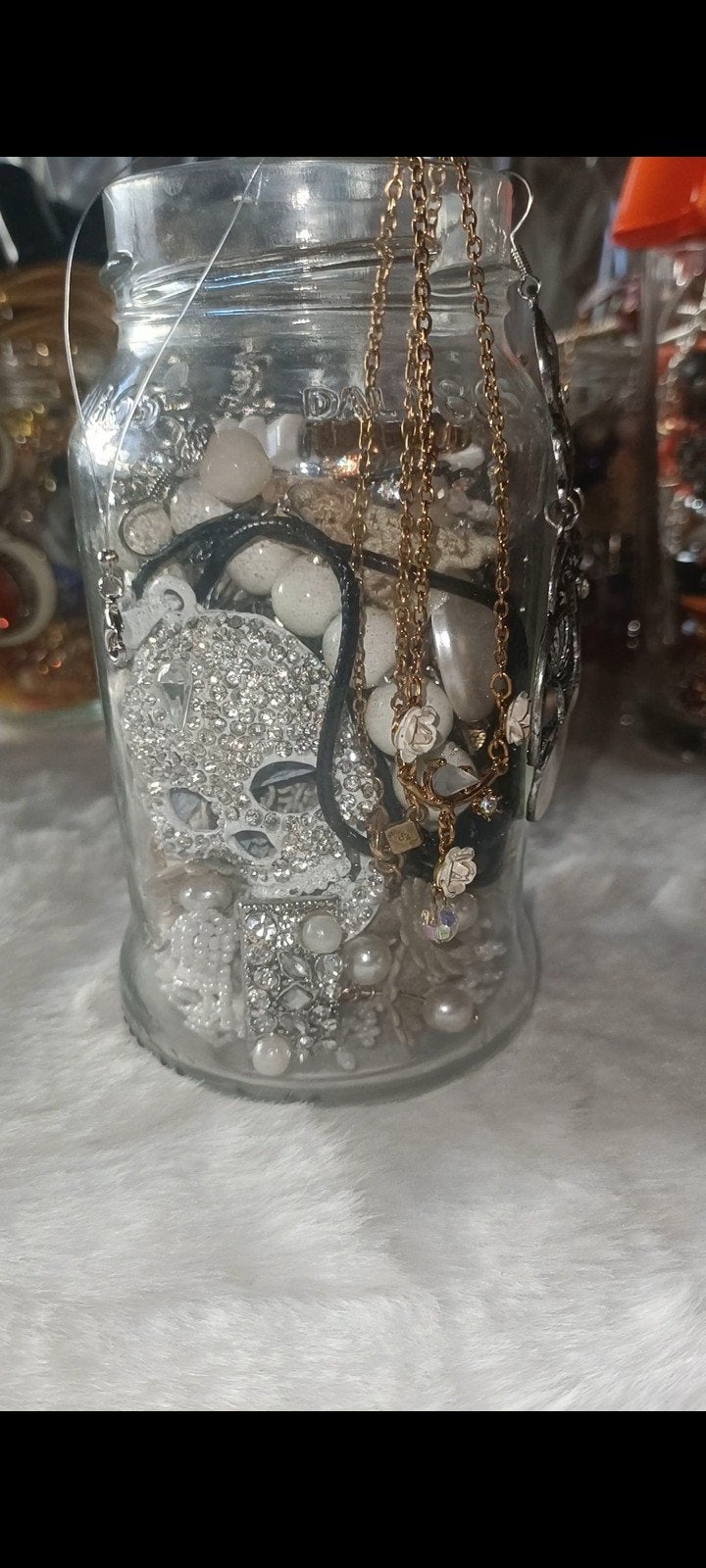 jarre à bijoux mystère, Enlèvement ou Envoi