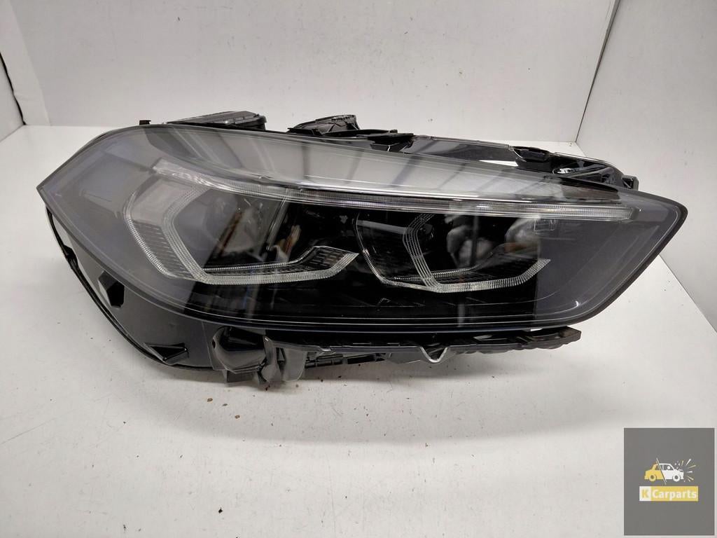 5A257D4, BMW F40 Full Led Adaptive SHADOW rechterlamp Ideaal, Auto-onderdelen, Petuelring 130
80788  Munich, DE, Gebruikt, Info@bmw.de