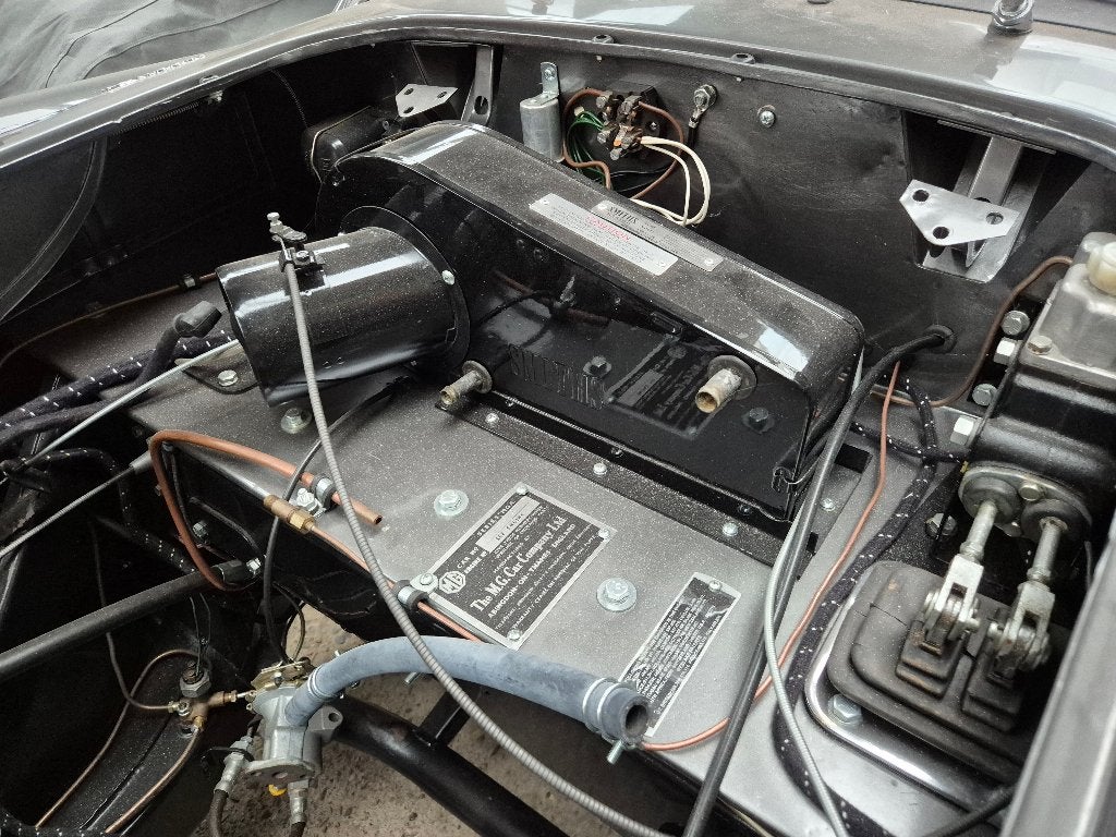 MGA 1600 MkII – toprestauratie - Gun Metal Grey - NL kenteke, foto 7