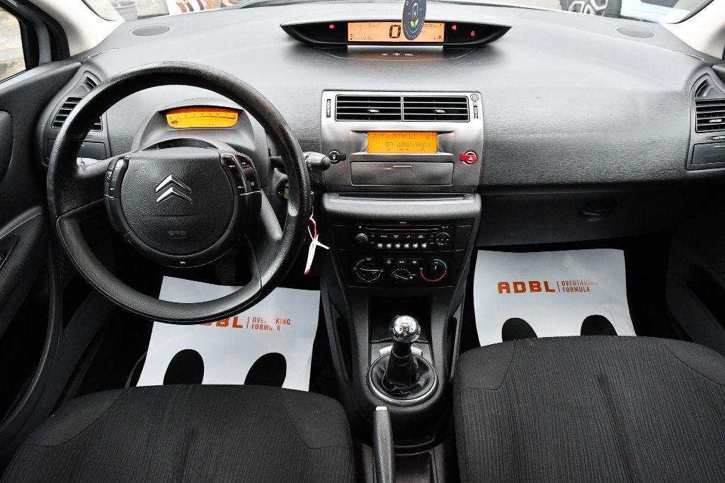 Citroën C4 1.4i*Cruise*AC*, Auto's, Voorwielaandrijving, Stof, 1360 cc, Zwart
