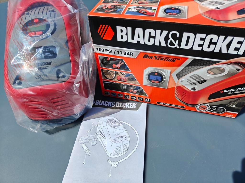 Black & Decker Air station 169PSI/11BAR, Doe-het-zelf en Bouw, Compressors, Ophalen