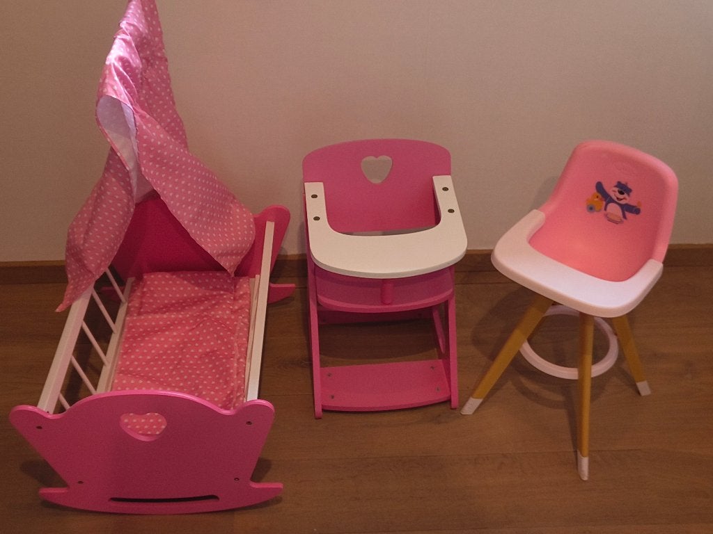 Poppenbedje en 2 poppenstoeltjes, Ophalen, Zo goed als nieuw, Accessoires