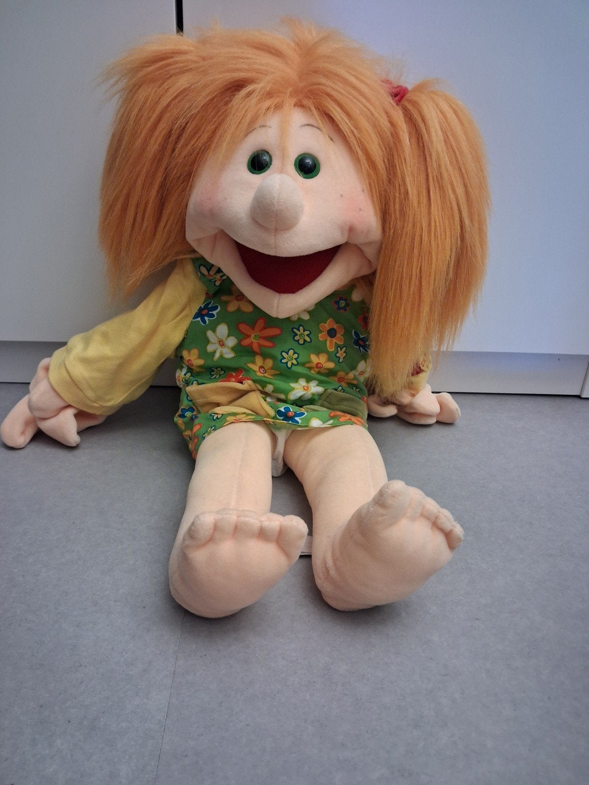 living Puppets, Handpop Marleen met extra pyjama, Kinderen en Baby's, Speelgoed | Knuffels en Pluche, Overige merken, Overige karakters