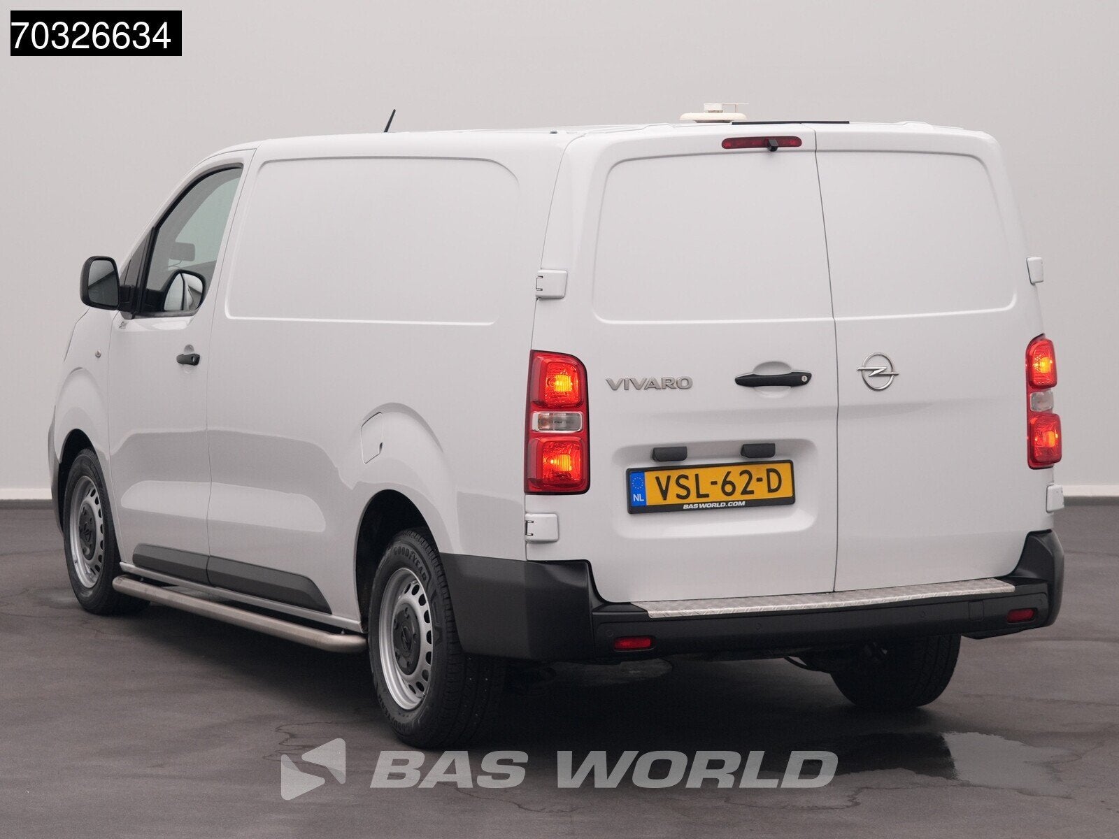 Opel Vivaro 102pk L3H1 Navi Airco Cruise Camera Parkeersenso, Autos, Camionnettes & Utilitaires, Achat, Euro 6, Entreprise, 2 places