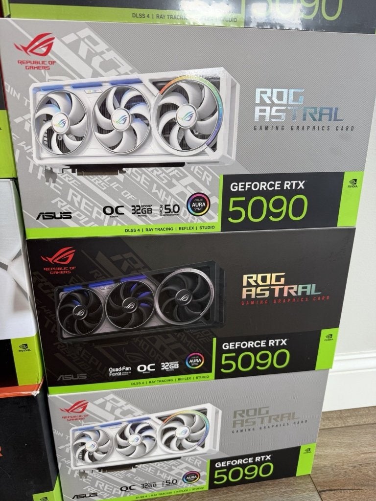 ASUS ROG Astral GeForce RTX 5090 WIT OC 32 GB GDDR7, Computers en Software, Overige soorten, Verzenden, Nieuw, Tv-Out