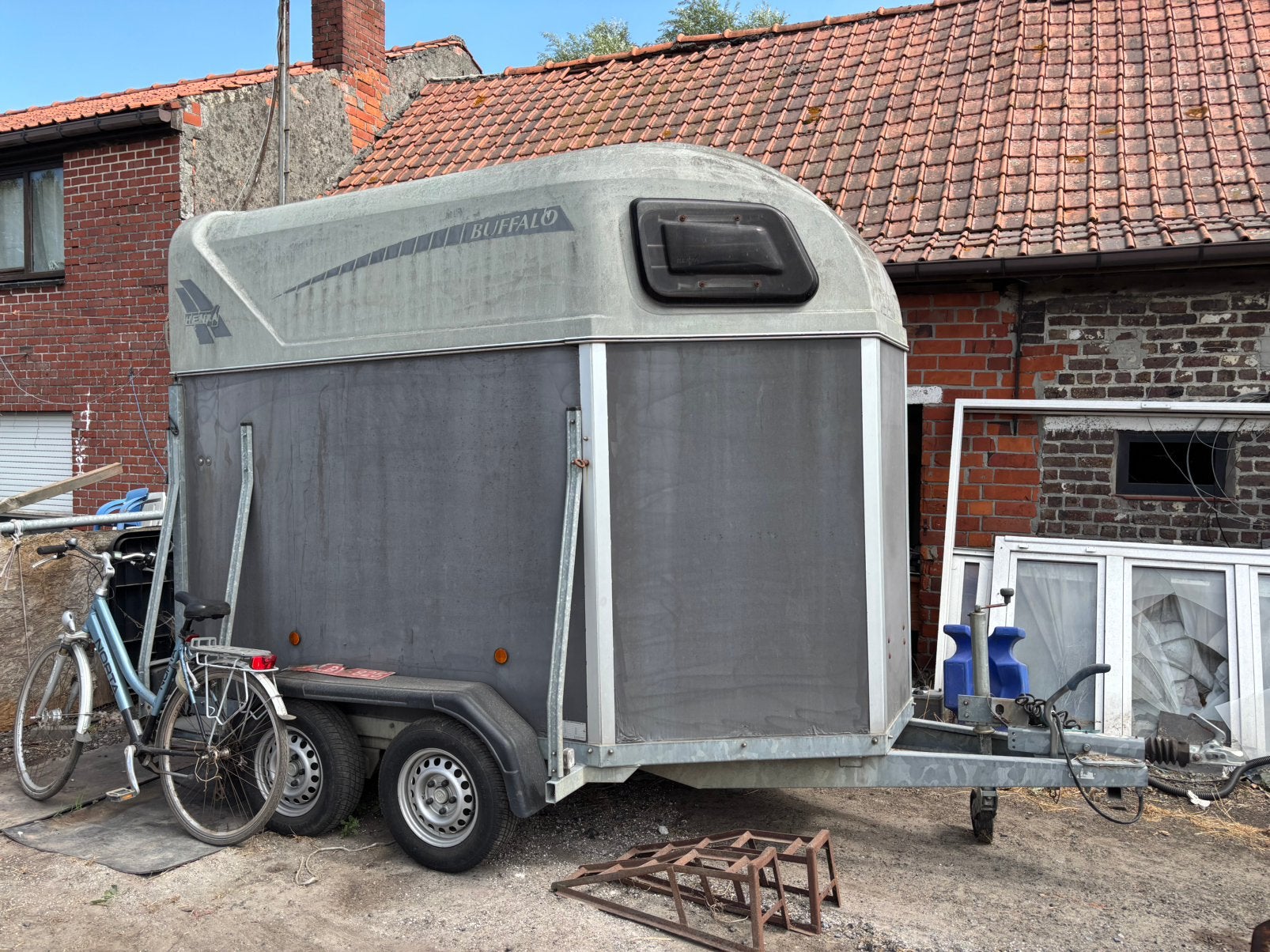 2paards paarden trailer te koop, Dieren en Toebehoren, Ophalen, Gebruikt, Hout, 2-paards trailer