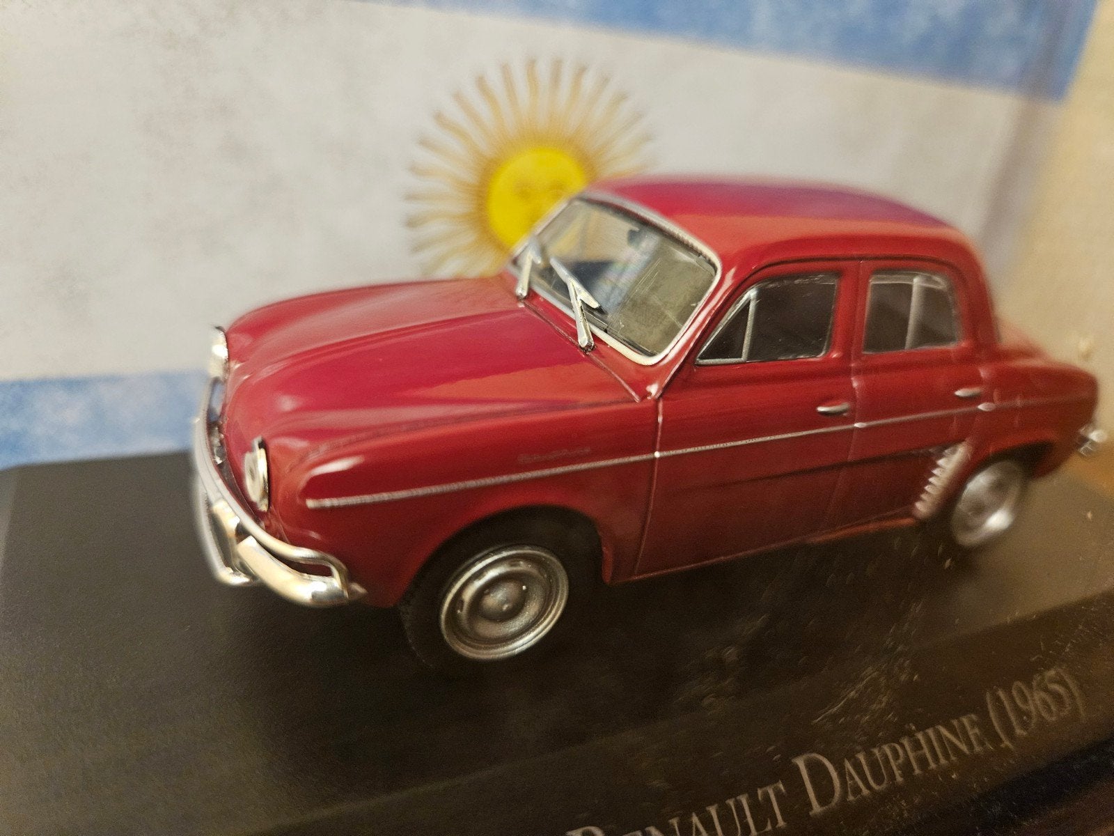 Renault Dauphine 1965, Enlèvement ou Envoi