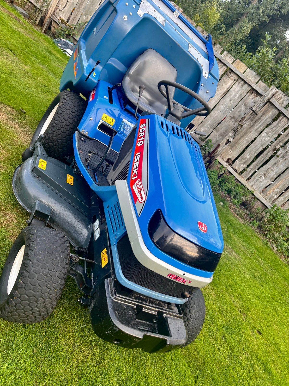 Iseki driecilinder diesel *hooglos*, Tuin en Terras, Zitmaaiers, Ophalen of Verzenden