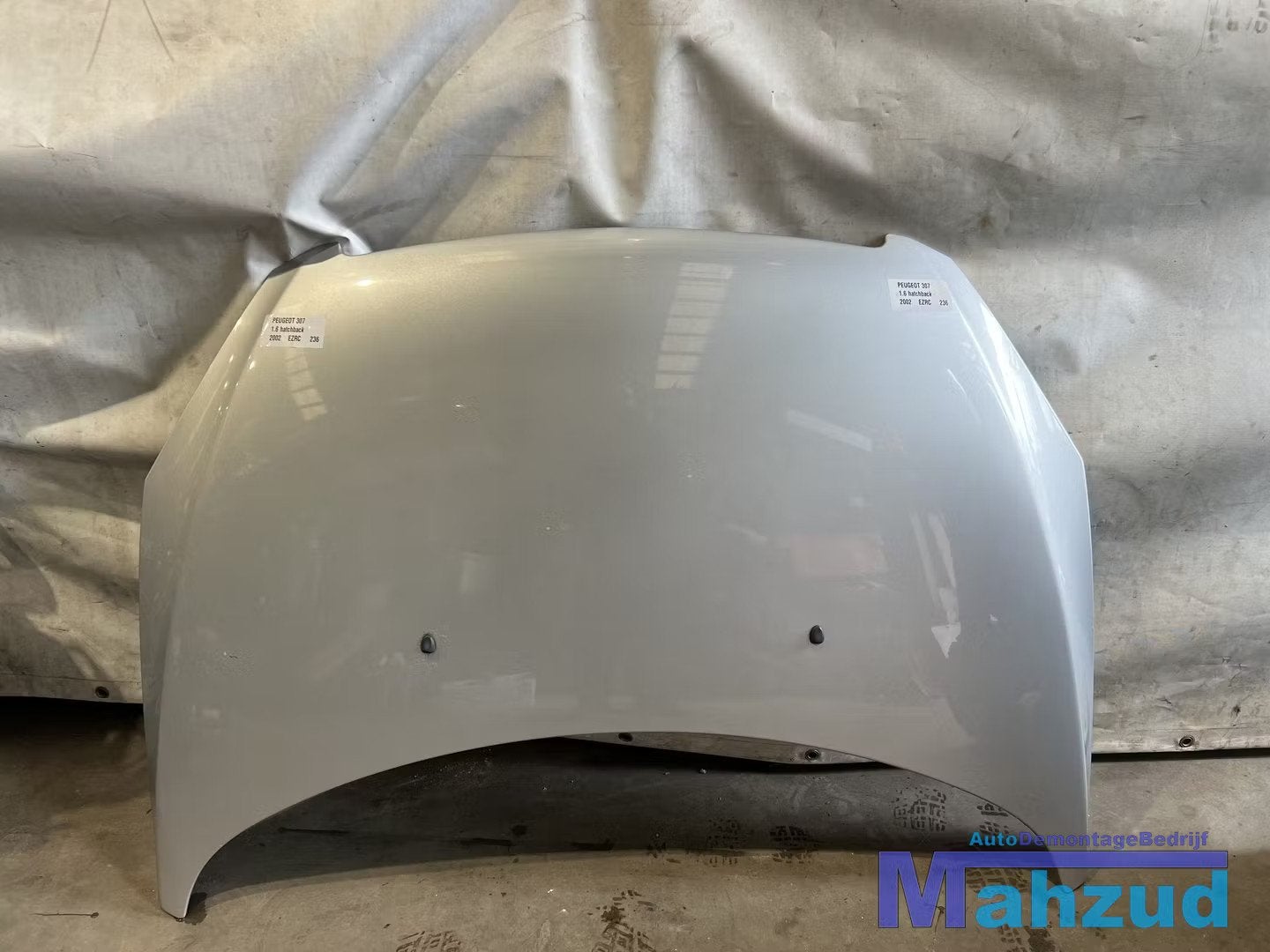 PEUGEOT 307 Hatchback zilver EZRC motorkap 2000-2009, Auto-onderdelen, Taurusavenue 1
2132 LS  Hoofddorp, NL, Gebruikt, Contact.group@renault.com