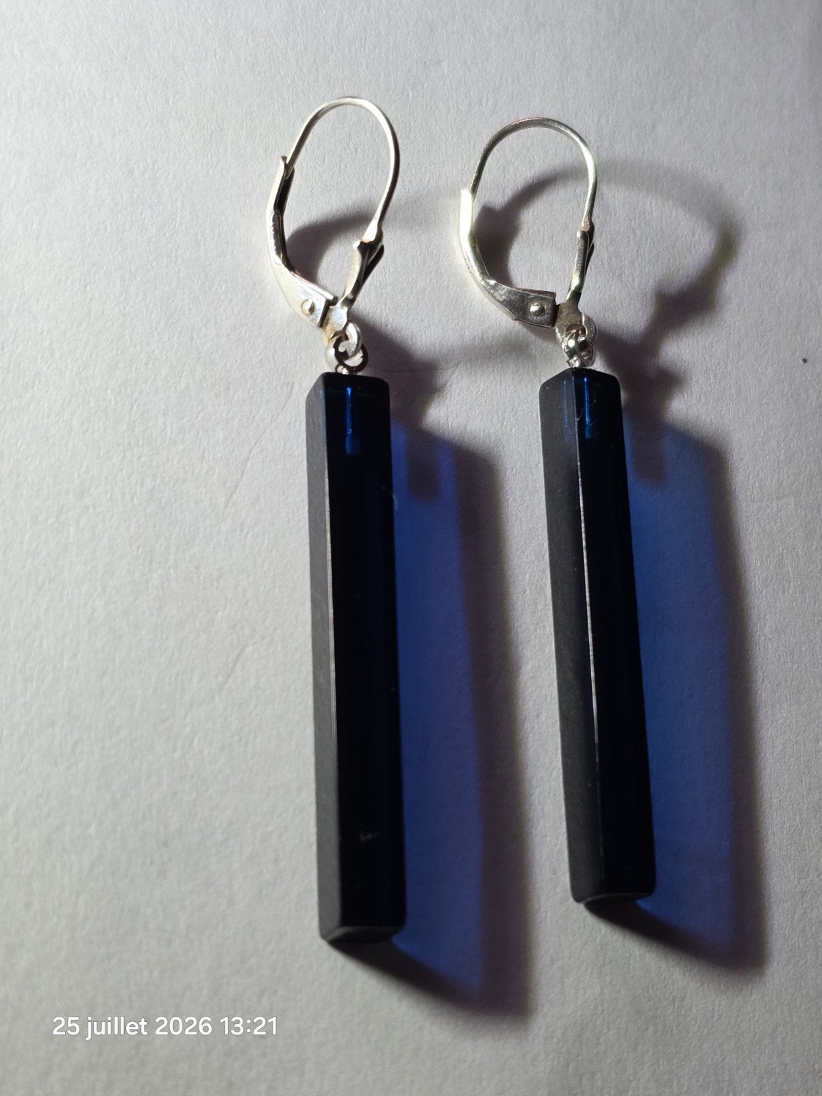 Boucles d'oreilles en argent avec ambre bleue naturelle, Bijoux, Sacs & Beauté, Boucles d'oreilles, Neuf, Enlèvement, Avec pierre précieuse