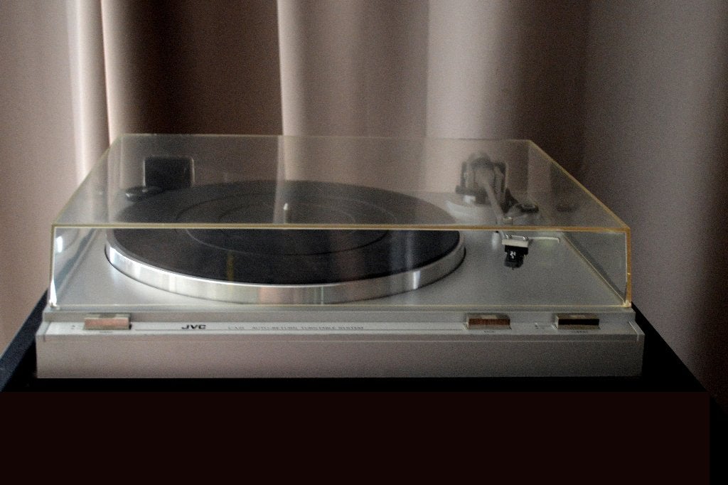 Platine tourne disque vinyle vintage JVC L-A21, Audio, Tv en Foto, Platenspelers, Zo goed als nieuw, Platenspeler, Automatisch