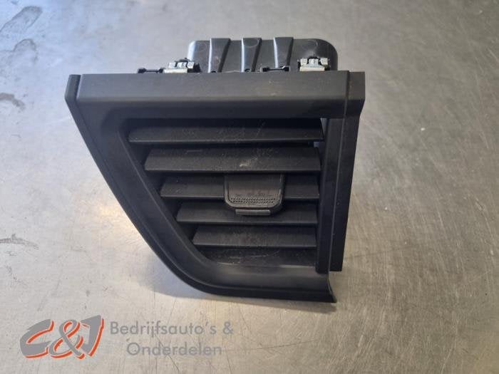 Grille aération tableau de bord d'un Renault Trafic, Renault, -, 3 mois de garantie, Utilisé