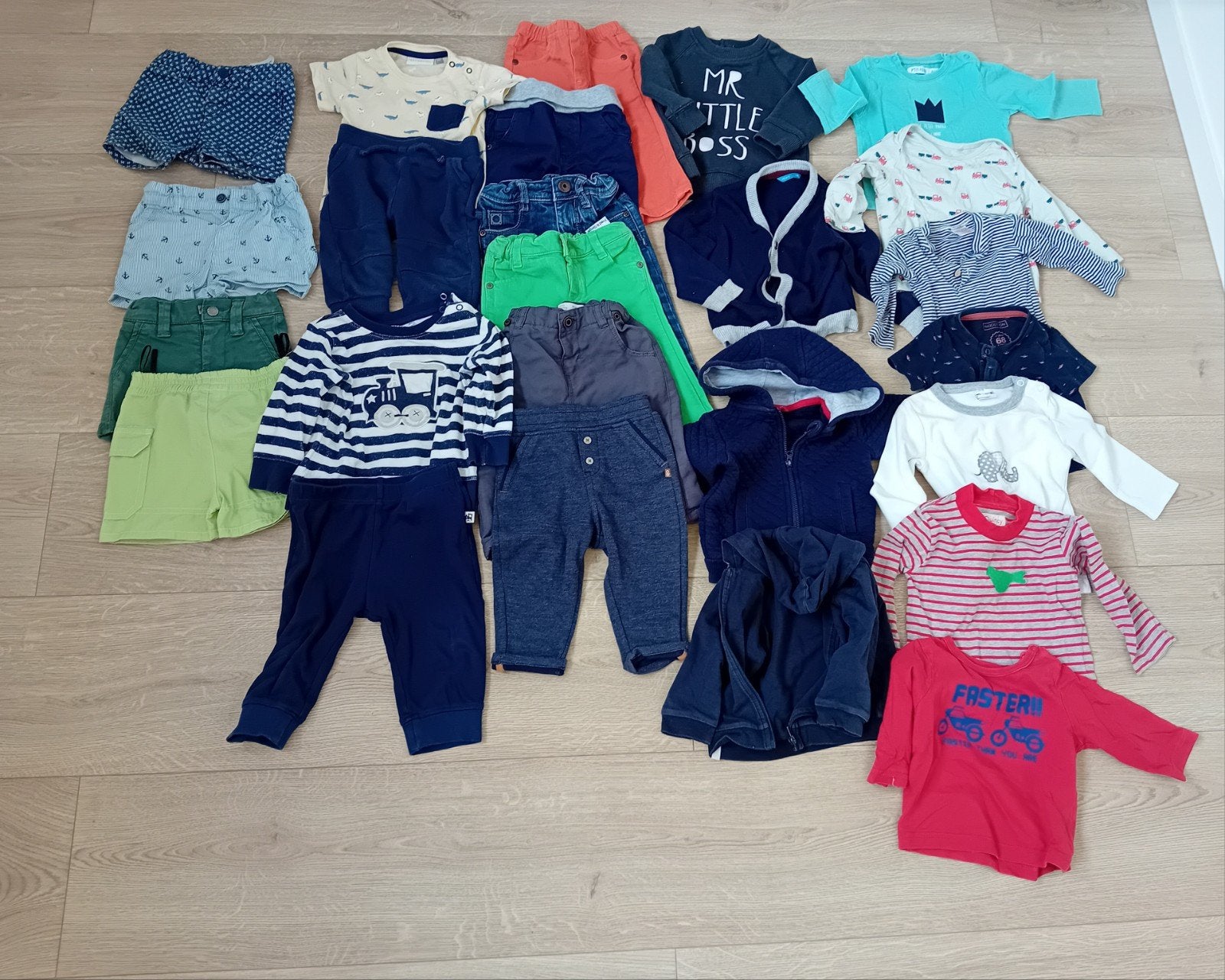 Pakket jongens kledij maat 68, Kinderen en Baby's, Ophalen