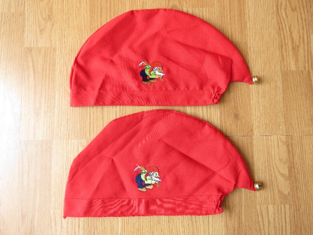 2 bonnet La Chouffe en tissu avec grelot, Enlèvement ou Envoi, Neuf, Autres types, Autres marques