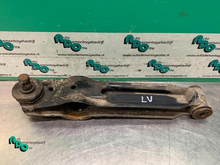 Bras de suspension avant gauche d'un Suzuki Alto (Alto 02-), -, 3 mois de garantie, Utilisé, -