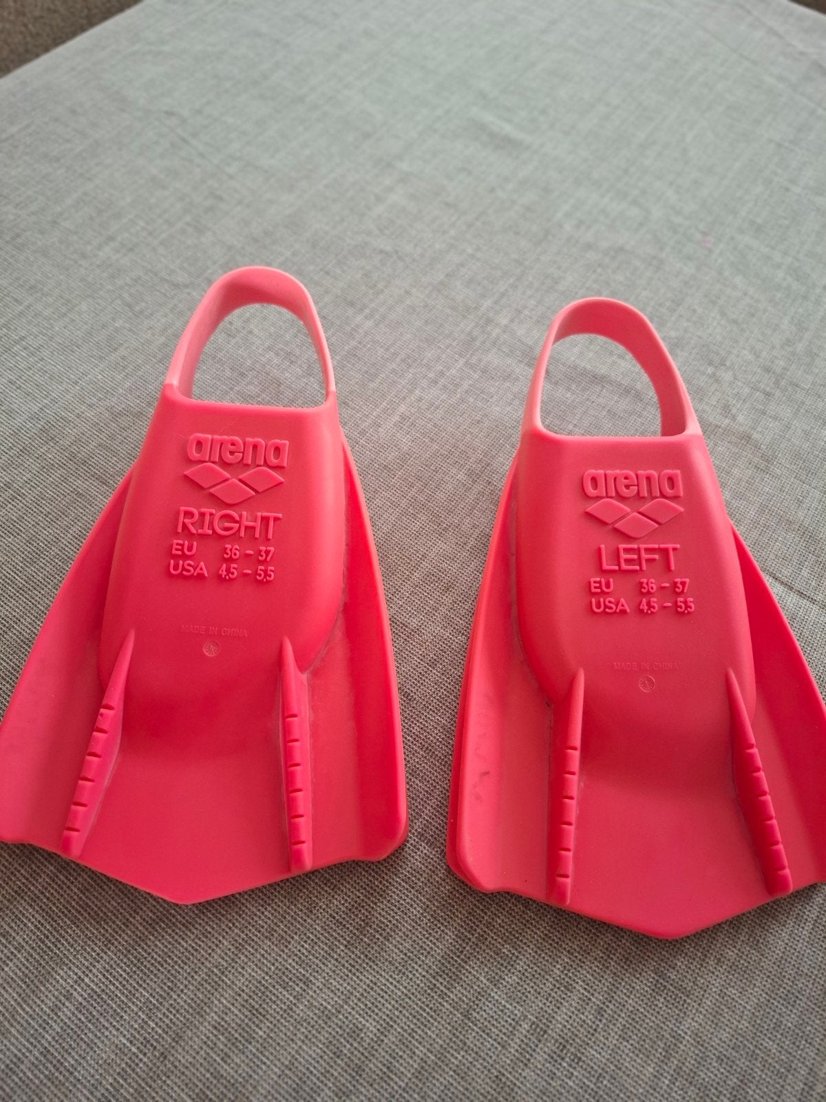 Arena Powerfin Pro  2 roze EU 36-37, Sports nautiques & Bateaux, Plongée, Enlèvement, Utilisé, Palmes de natation ou de plongée