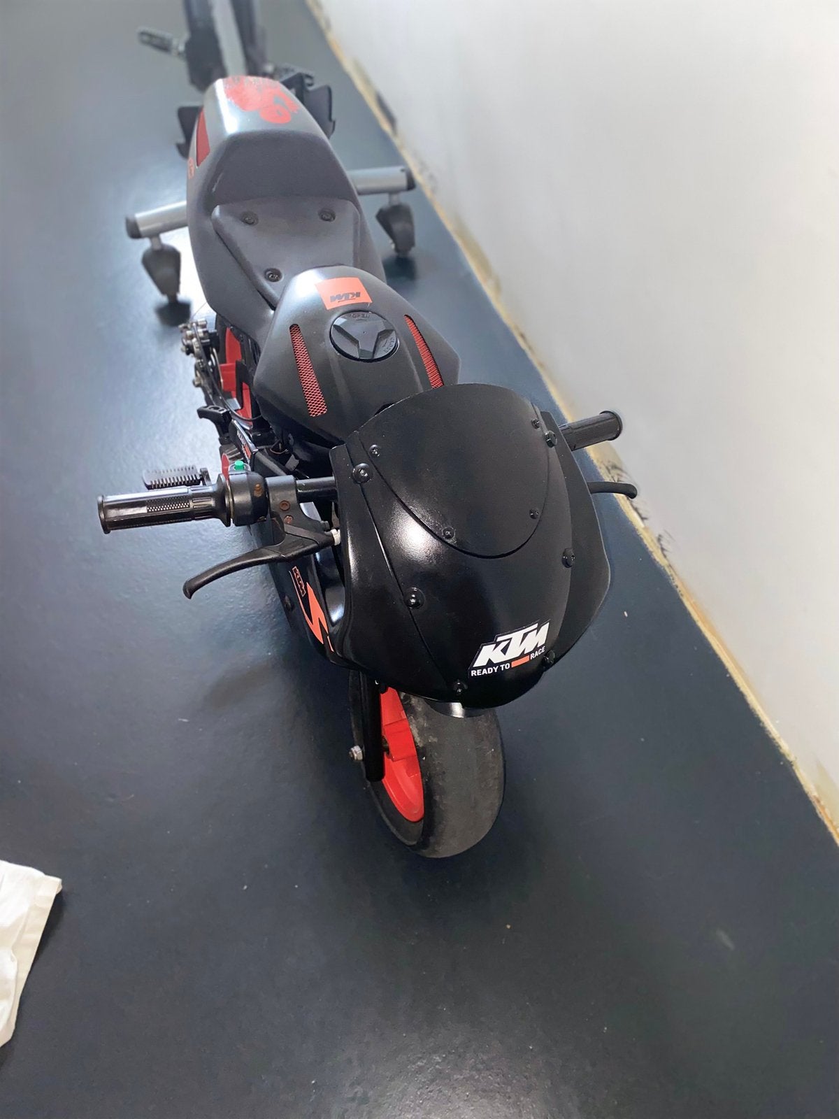 Pocketbike 60cc, Fietsen en Brommers, Ophalen, Zo goed als nieuw