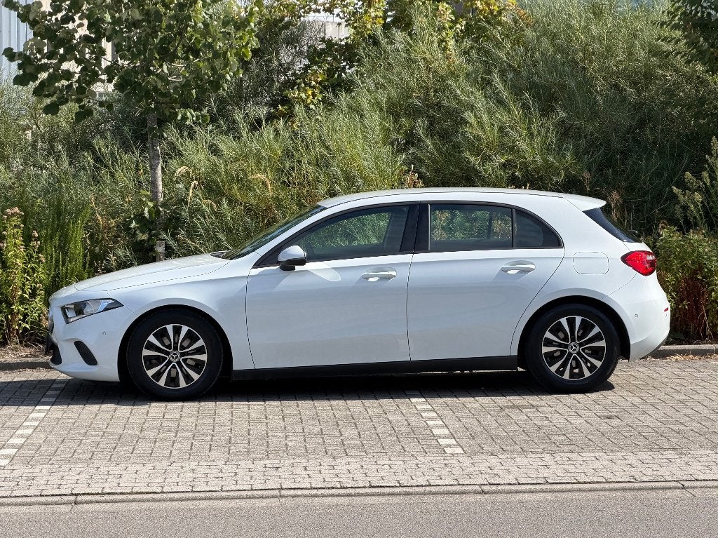 Mercedes-Benz A 160 A 160 Navi, Camera, Cruise, Airco, PDC, Auto's, Voorwielaandrijving, Stof, https://public.car-pass.be/vhr/da3b19ca-d489-411c-b054-85ebb8366e59