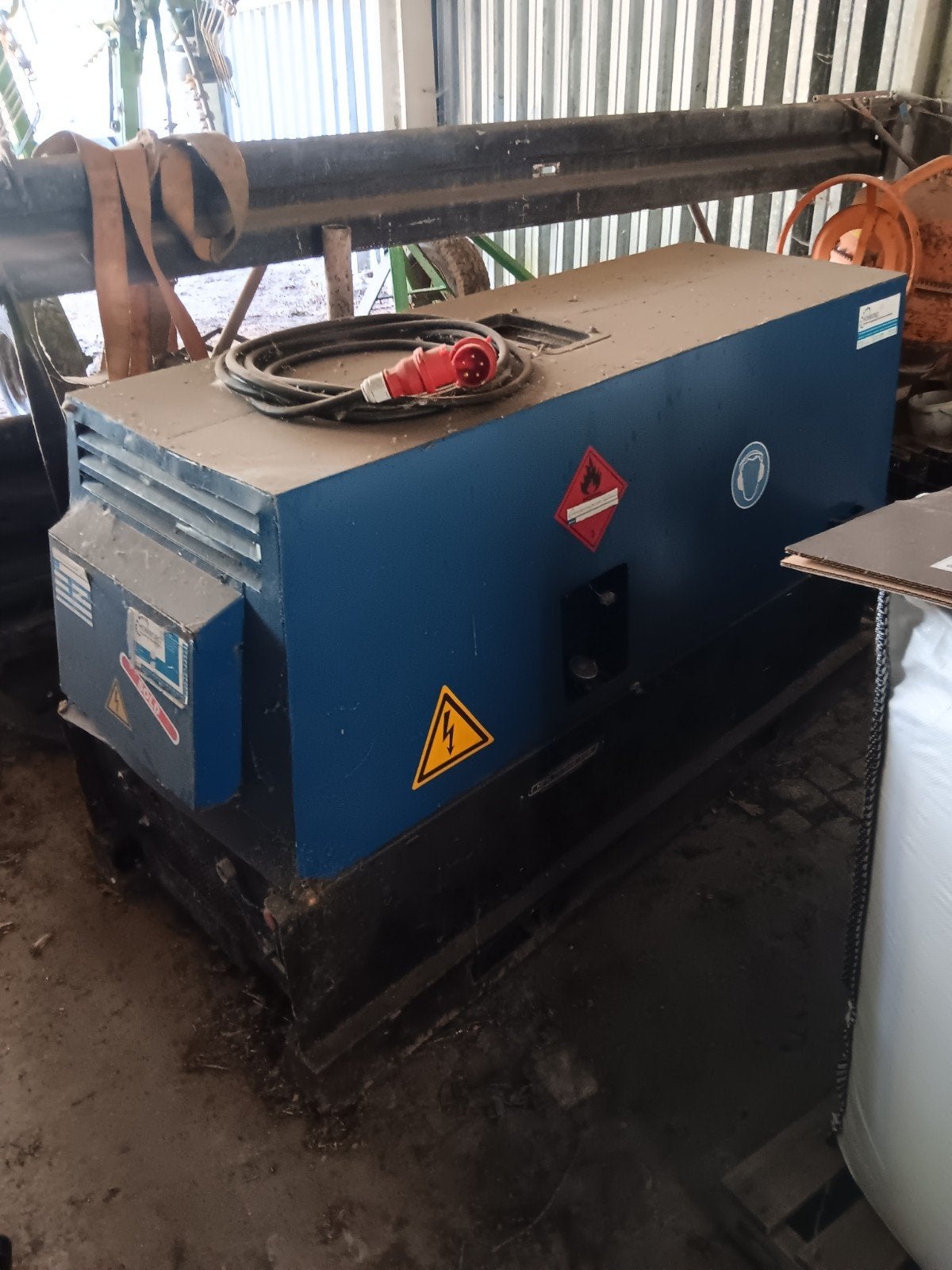 las aggregaat GenSet, Doe-het-zelf en Bouw, Ophalen of Verzenden, Gebruikt, 10 tot 30 kVA