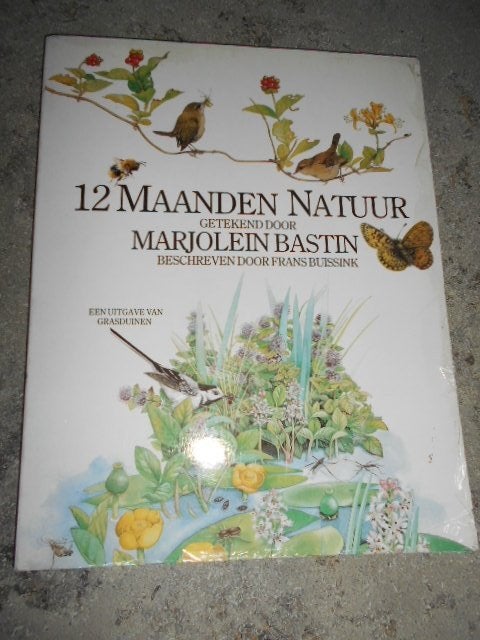 12 maanden natuur, Livres, Nature, Enlèvement ou Envoi, Comme neuf