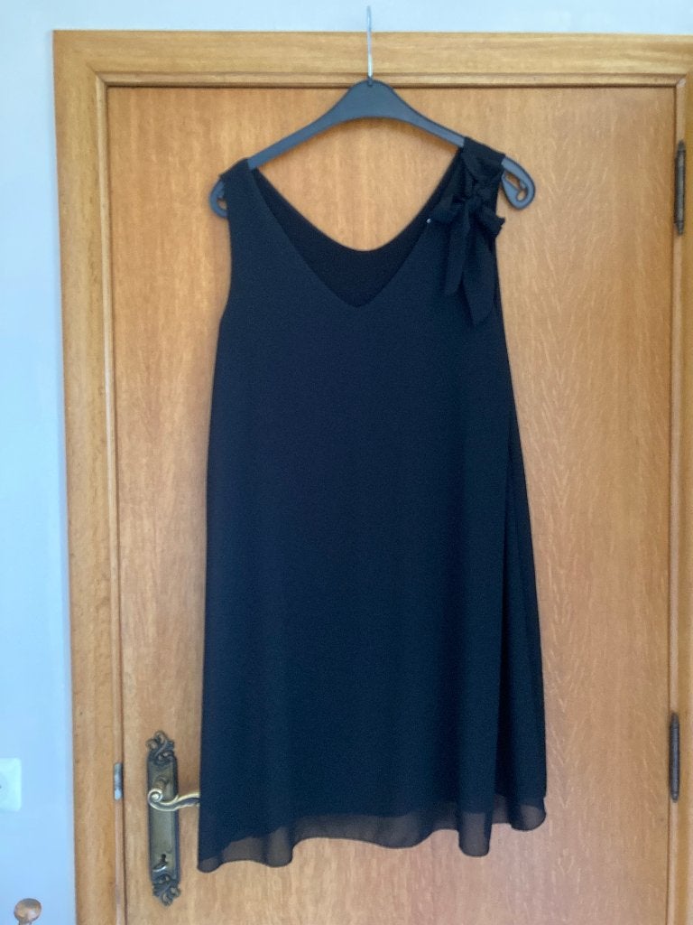Zwart los zomerkleed zonder mouwen, Lola Liza, 40 (gevoerd), Kleding | Dames, Jurken, Maat 38/40 (M), Lola & Liza, Zwart, Ophalen of Verzenden