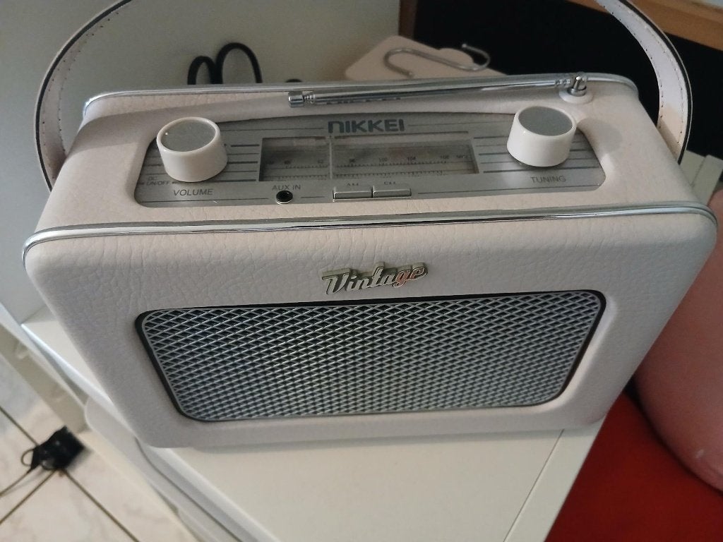 Draagbare radio vintage, Ophalen of Verzenden, Zo goed als nieuw, Radio