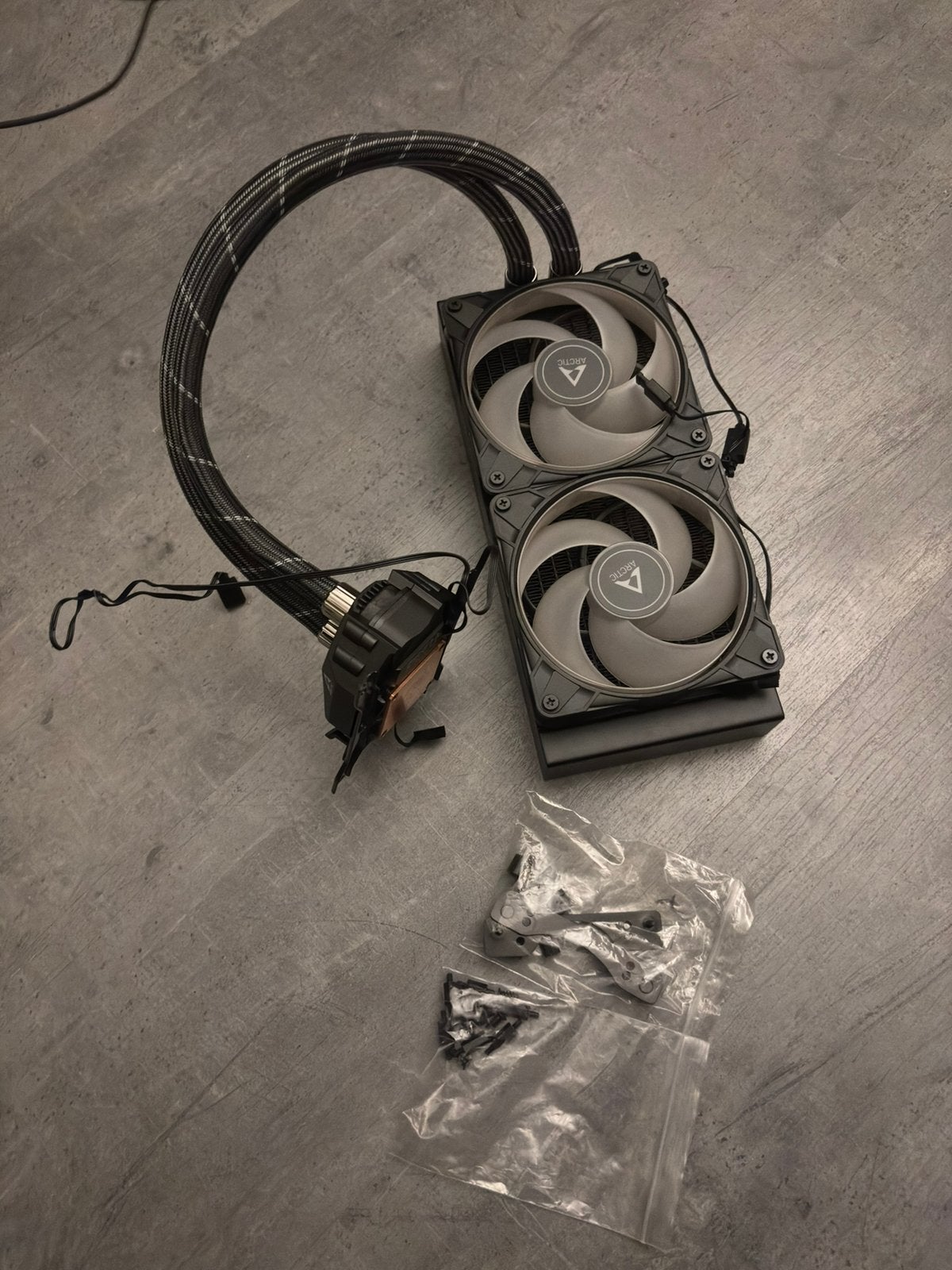 Watercooling Arctic Liquid Freezer II 240 A-RGB Noir, Informatique & Logiciels, Refroidisseurs d'ordinateur, Enlèvement ou Envoi