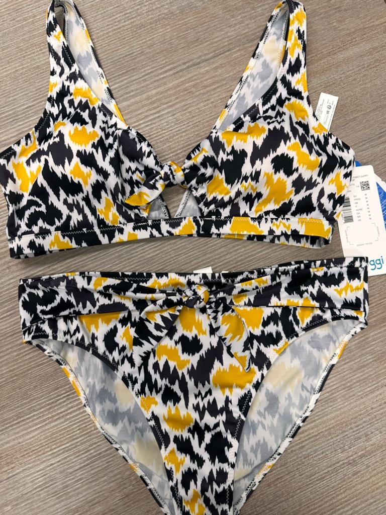 Set bikinitop + broek merk Sloggi  maat M 38, Kleding | Dames, Badmode en Zwemkleding, Ophalen of Verzenden, Zo goed als nieuw