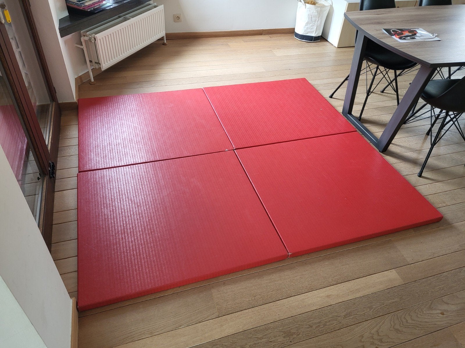 4 tapis de judo, Enlèvement, Utilisé, Rouge