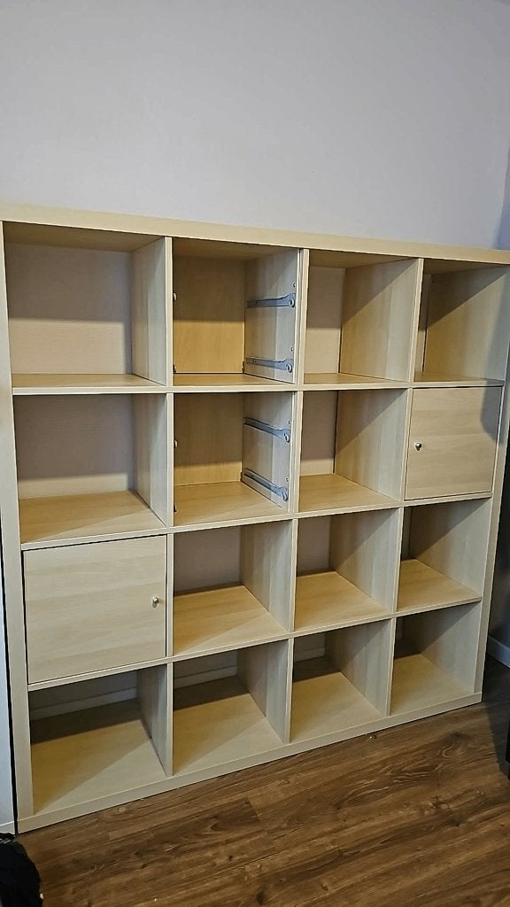IKEA KALLAX 44 – Bon état – 2 portes – 70€, Enlèvement, Utilisé