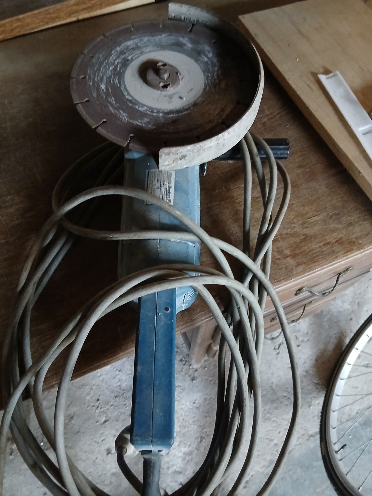 Slijpmachine black en decker, Ophalen