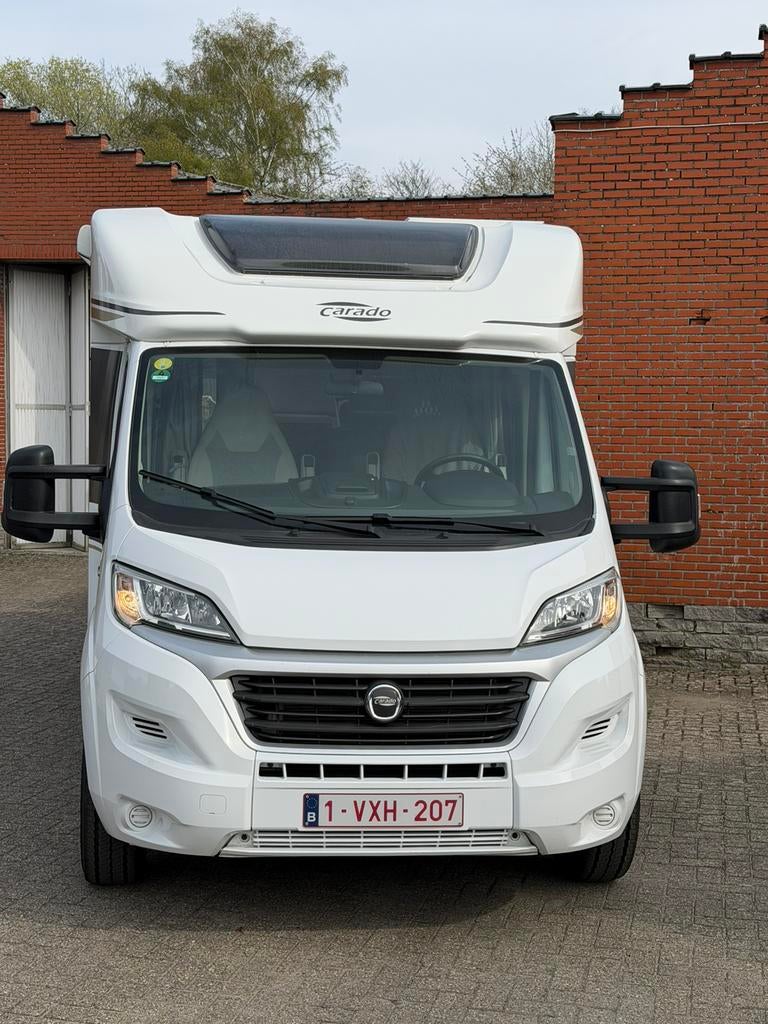 CARADO 447     5 zitplaatsen, Caravans en Kamperen, Mobilhomes, Ringverwarming, 7 tot 12 maanden geleden, Particulier, Half-integraal