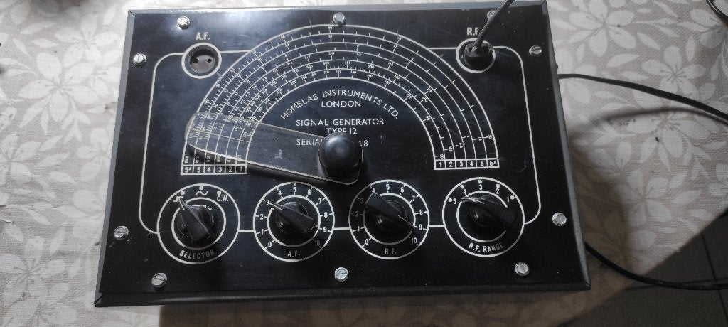 TRANSMETTEUR DE MESURE. Appareil vintage. Fonctionne ., Enlèvement ou Envoi, Utilisé, Autres appareils de mesure ou compteurs