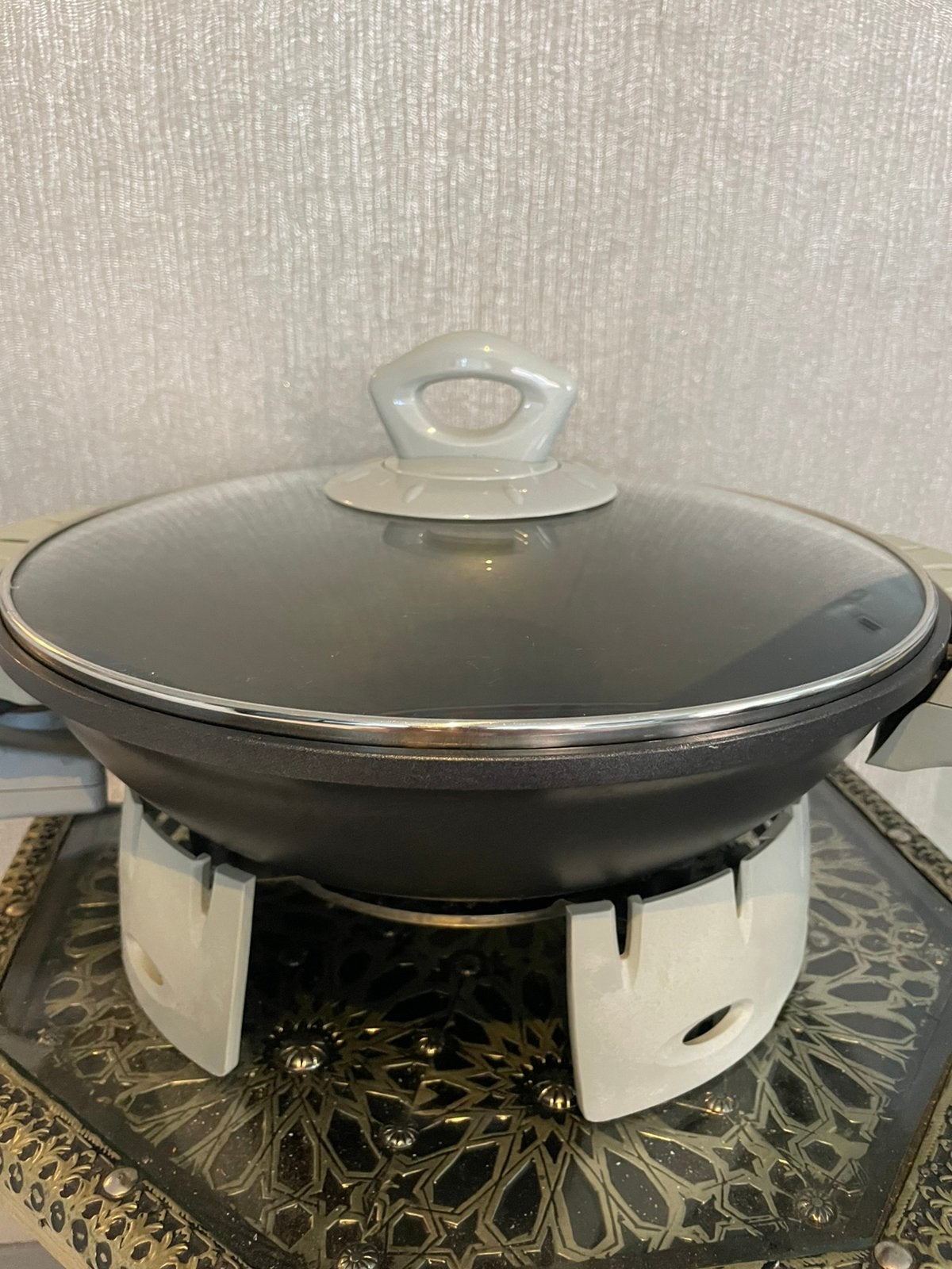 Elektrische wok met glazen deksel, Ophalen of Verzenden, Zo goed als nieuw, Wok