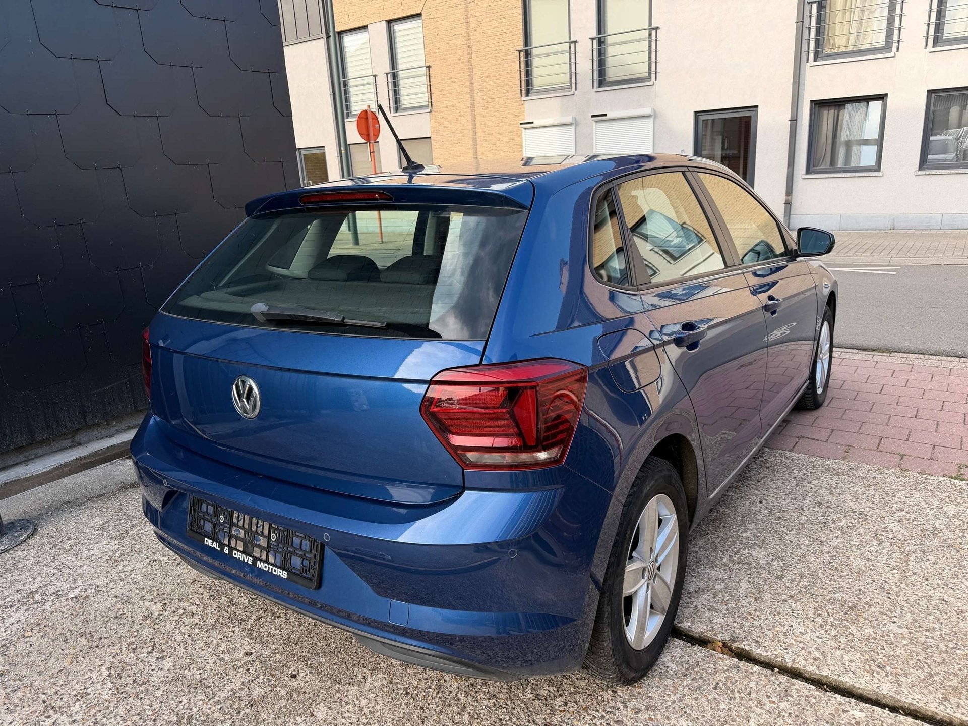 Volkswagen Polo 1.0 I EDITION TRENDLINE | CARPLAY | AIRCO |, Autos, 80 ch, Euro 6, Entreprise, Boîte manuelle