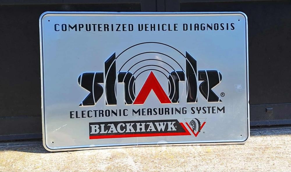 Vintage Blackhawk Shark tin sign, automotive reclamebord., Enlèvement ou Envoi, Utilisé, Panneau publicitaire